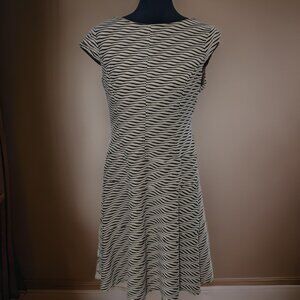 Anne Klein Fit & Flare Cap Sleeve Dress Womens Size 12 Tan Zebra
